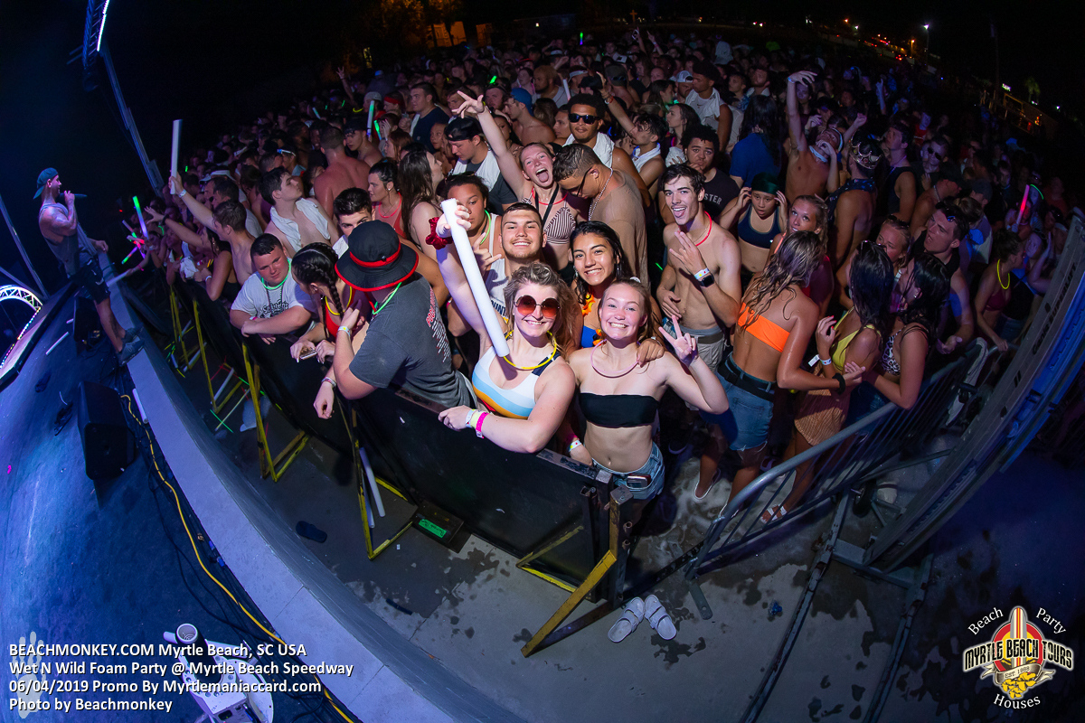 Photo Galleries Wet N Wild Foam Party Beachmonkey Com Capturing