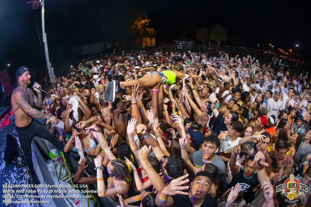 Photo Galleries Wet N Wild Foam Party Capturing